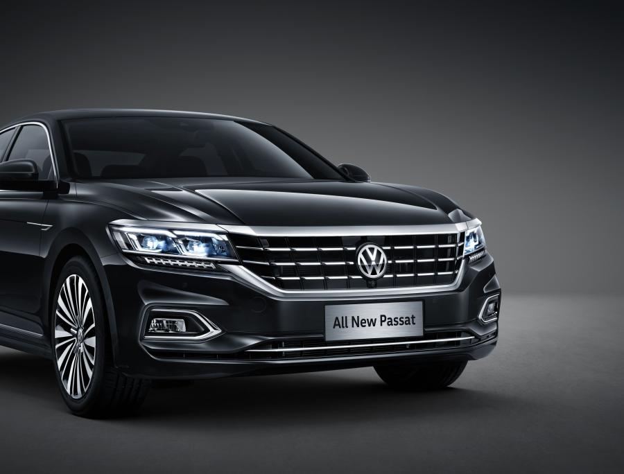 Детали экстерьера Volkswagen Passat 380 TSI 2018 года  (CN) (фото 4 из 36)